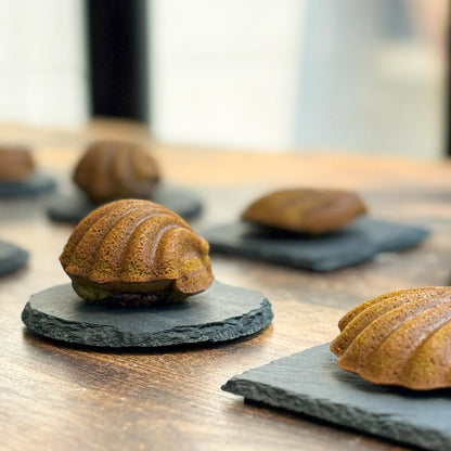 【NEW】小倉あんと抹茶のマドレーヌ（1個入り）